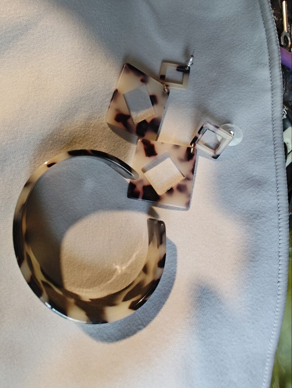 Tortoiseshell Hoop & Geometric Drop Earrings - Cream Brown
